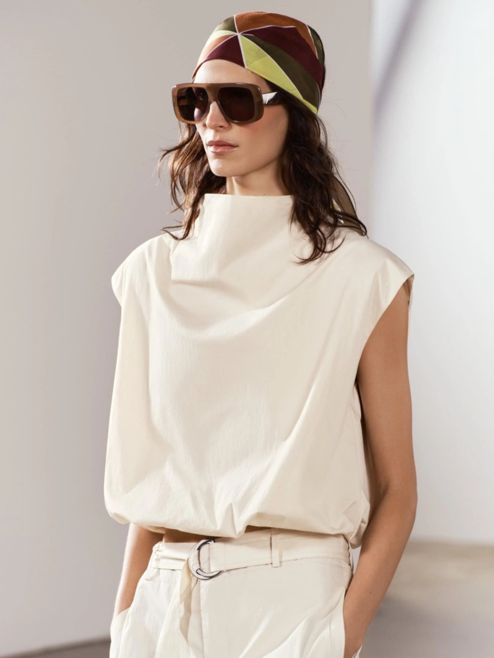 Zara Collection Balloon Sleeveless Cream High-Neck Top. Trendy. Minimalist. Xs